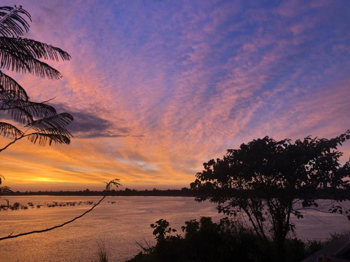 Stung Treng Resort Stoeng Treng Exterior photo