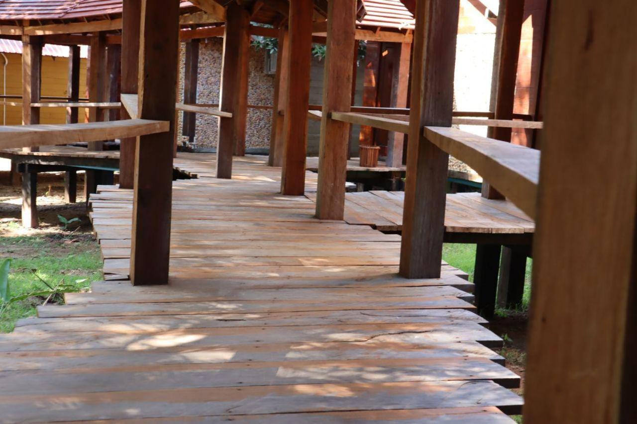 Stung Treng Resort Stoeng Treng Exterior photo